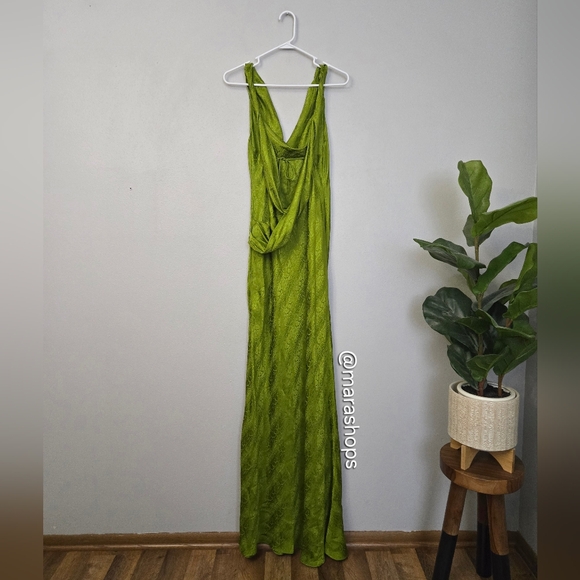 Rat & Boa Navarra Dress Lime - Picture 6 of 9